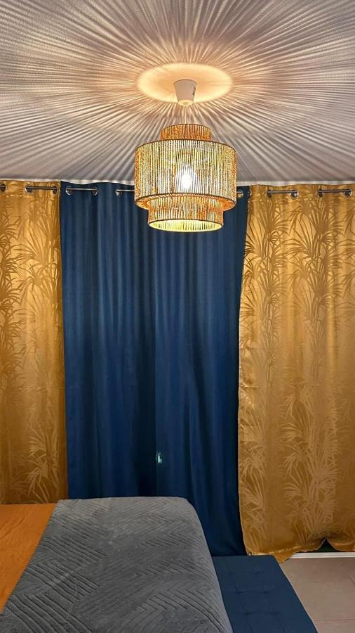 Le B96 Apartment Cayenne Bagian luar foto